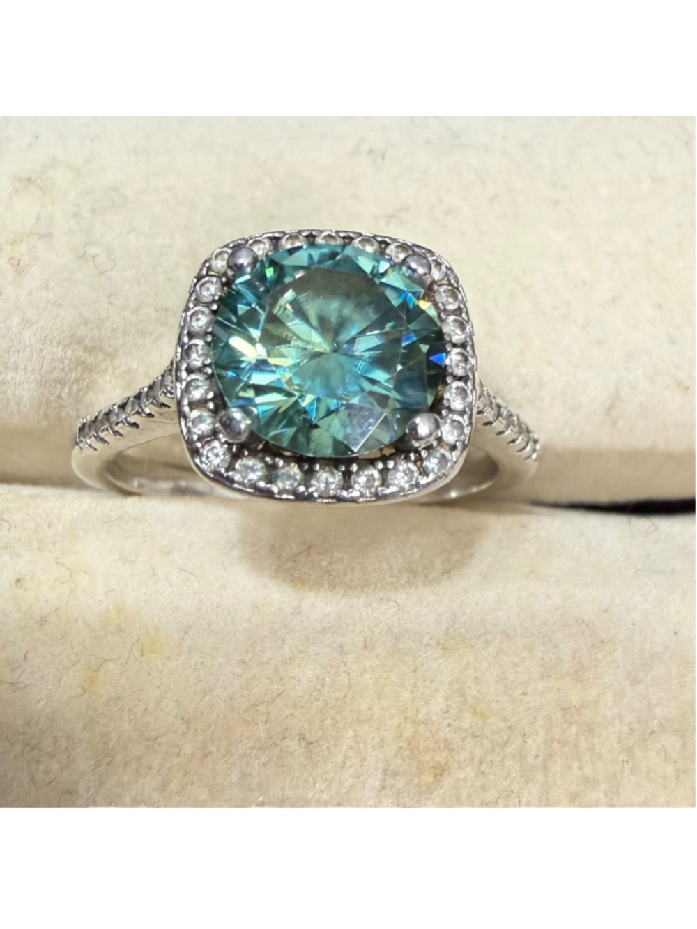 925 Sterling Silver Teal Blue Gemstone Halo Ring Round Cut Size Unknown - Picture 1 of 9